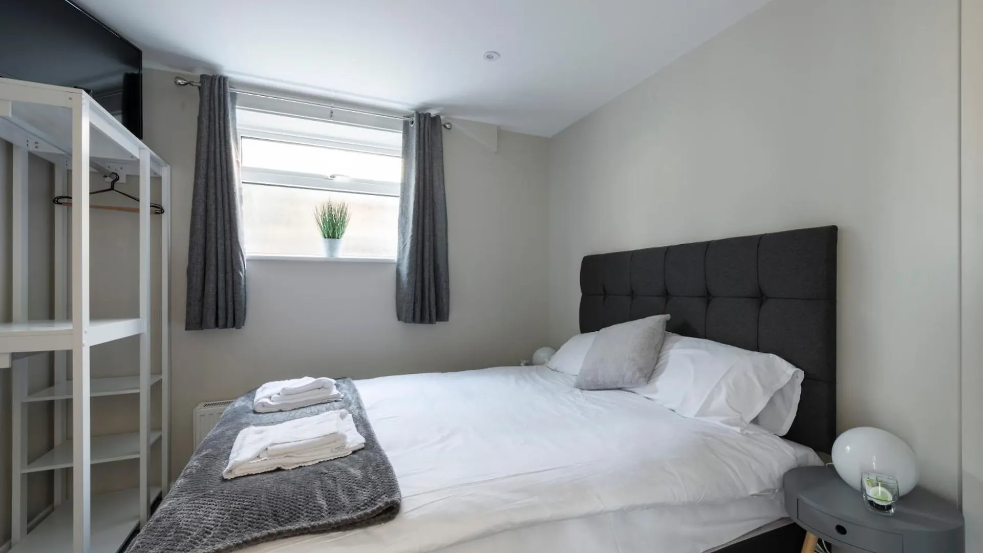 Holiday home 5 Bedroom Detached Beach House Poole United Kingdom
